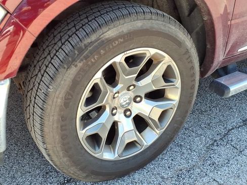 Used 2017 RAM 1500 Limited AWD/4WD image 8