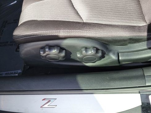 Used 2020 Nissan 370Z Base image 13