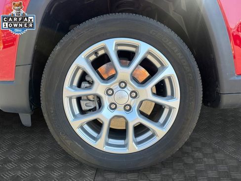 Used 2023 Jeep Compass Latitude AWD/4WD image 20