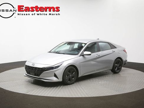 Used 2021 Hyundai Elantra SEL w/ Convenience Package FWD image 55