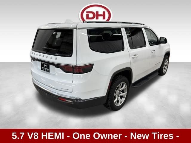 Used 2022 Jeep Wagoneer Series II AWD/4WD image 12