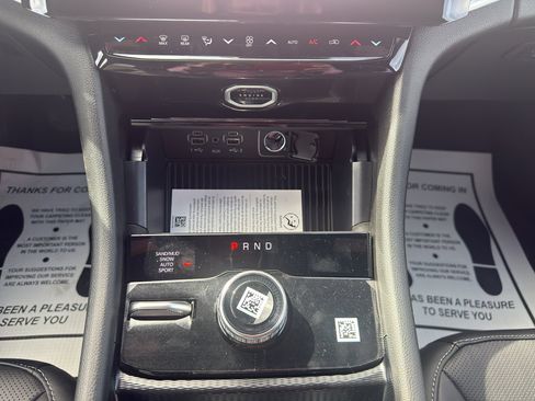 New 2026 Jeep Grand Cherokee L Limited AWD/4WD image 16