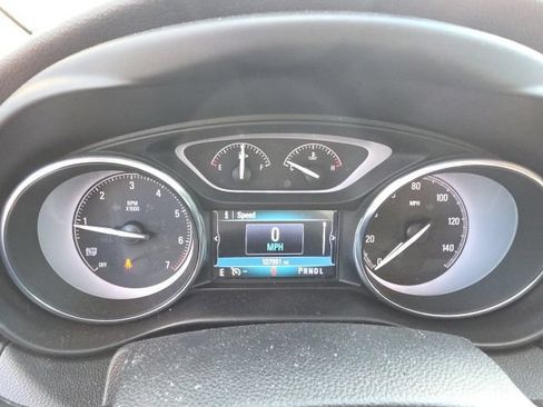 Used 2020 Buick Envision Essence w/ Experience Buick Package FWD image 9