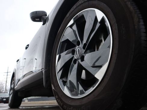 Certified 2025 Nissan Rogue SV AWD/4WD image 41