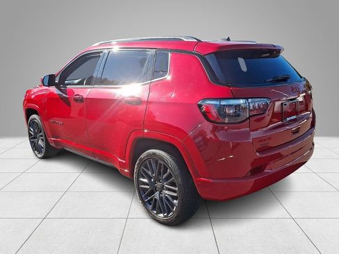 Used 2022 Jeep Compass Limited AWD/4WD image 7
