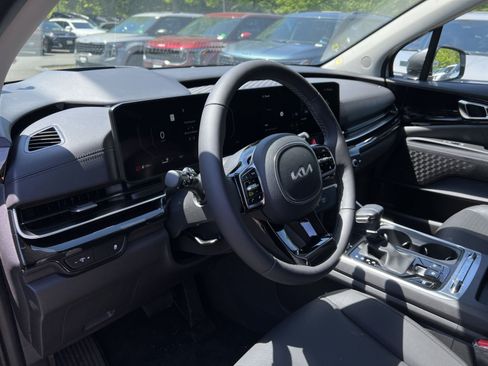 New 2026 Kia Carnival SX Prestige FWD image 28