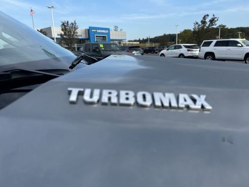 New 2026 Chevrolet Silverado 1500 LT image 14