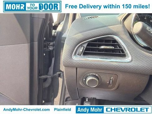 Used 2017 Chevrolet Cruze LT FWD image 13