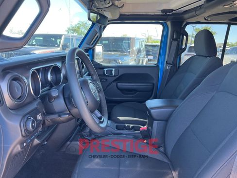 Used 2023 Jeep Wrangler Unlimited w/ 8.4" Radio Group AWD/4WD image 33