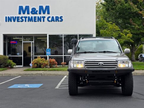 Used 2004 Toyota Land Cruiser w/ Convenience Pkg AWD/4WD image 72
