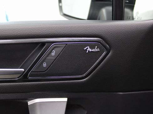 Used 2024 Volkswagen Tiguan SEL R-Line image 14