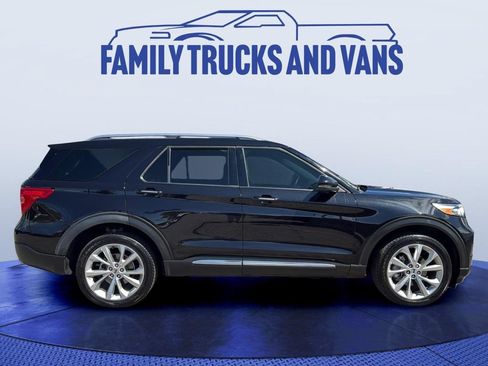 Used 2023 Ford Explorer Platinum w/ Technology Package AWD/4WD image 6