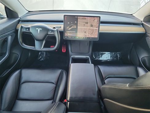 Used 2021 Tesla Model 3 Standard Range Plus image 10