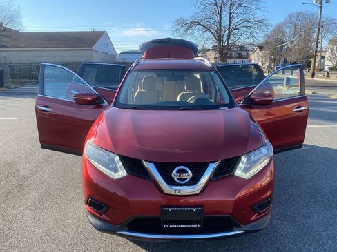 Used 2015 Nissan Rogue SV image 26