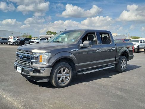 Used 2018 Ford F150 XLT w/ Equipment Group 302A Luxury image 13
