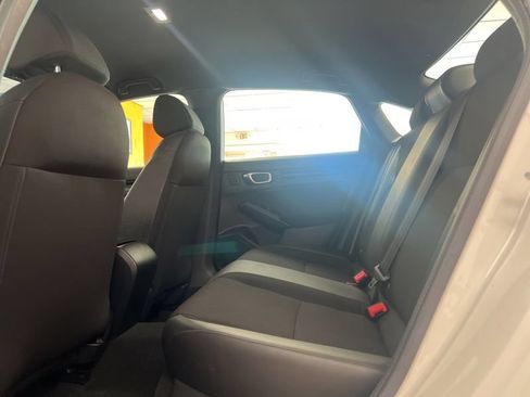 Used 2023 Honda Civic Sport image 15