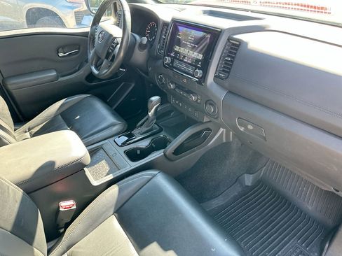 Used 2022 Nissan Frontier PRO-4X w/ Pro-4X Premium Package image 9