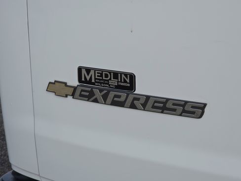Used 2024 Chevrolet Express 2500 w/ Driver Convenience Package image 38