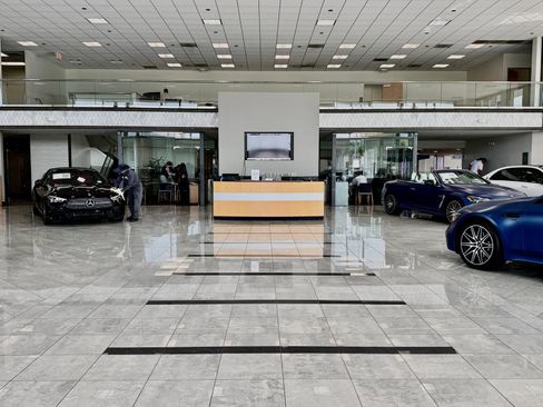 Used 2024 Mercedes-Benz C 300 Sedan image 11