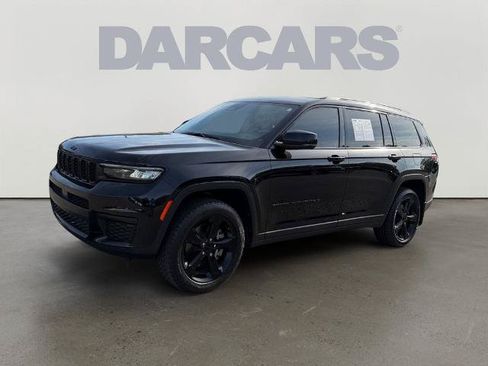 Used 2022 Jeep Grand Cherokee L Laredo AWD/4WD image 3