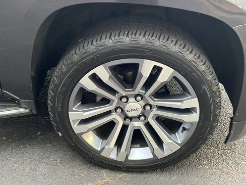 Used 2017 GMC Yukon XL Denali w/ Open Road Package image 13