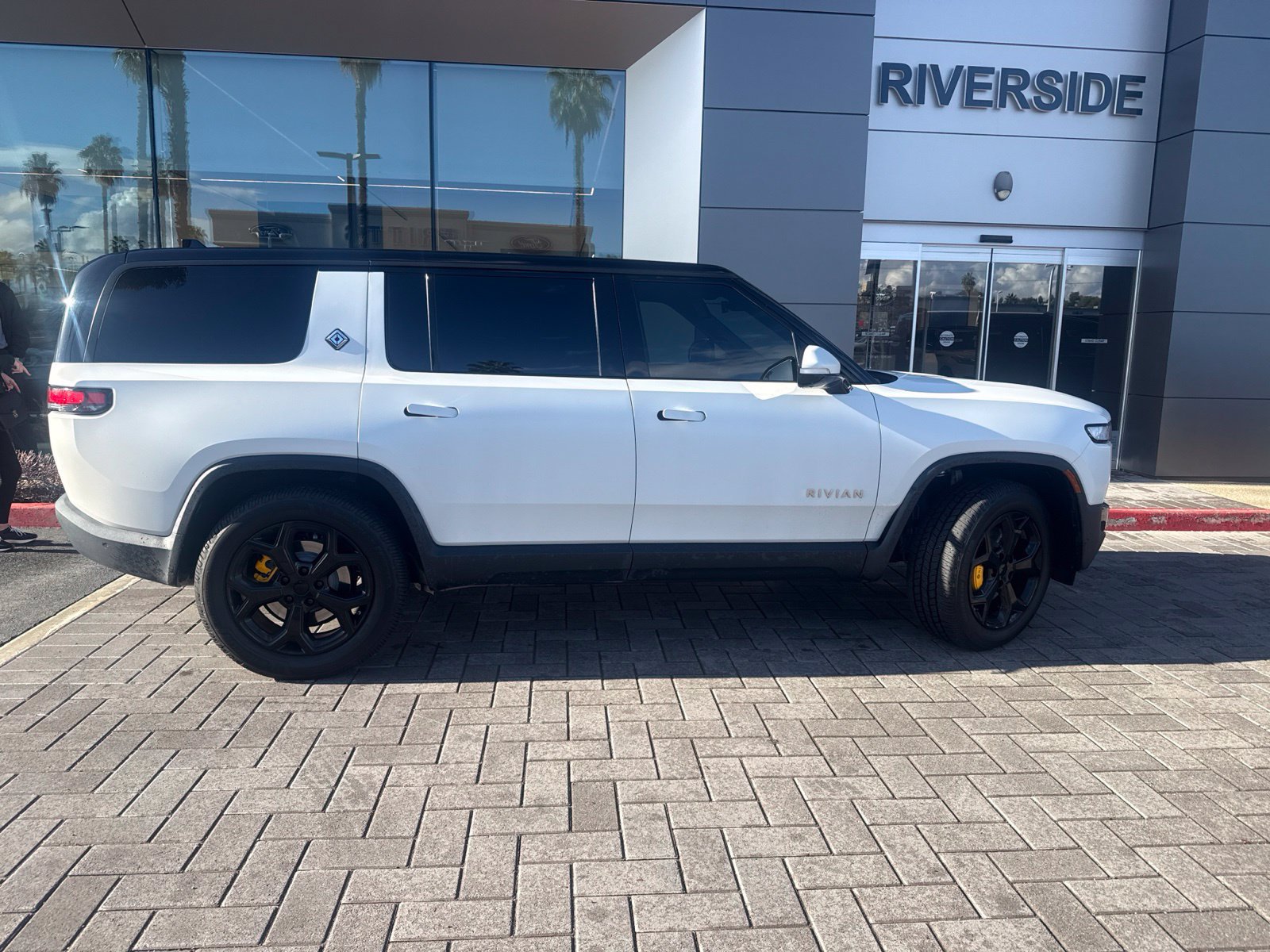Used 2023 Rivian R1S Adventure Quad AWD/4WD image 4