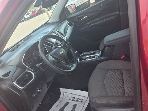 Used 2018 Chevrolet Equinox LT image 9