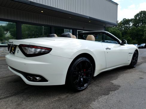 Used 2015 Maserati GranTurismo Convertible image 86