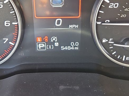 Certified 2025 Subaru Crosstrek 2.0i Premium image 6