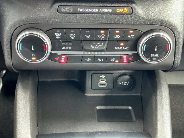 Used 2025 Ford Escape Active w/ Cold Weather Package AWD/4WD image 32