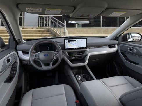 New 2026 Ford Explorer Active w/ Active Comfort Package image 9