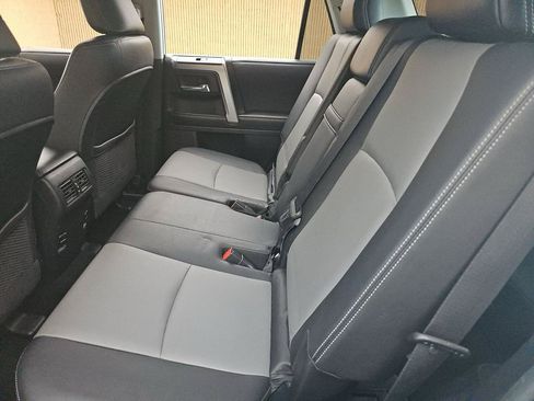 Used 2016 Toyota 4Runner SR5 Premium AWD/4WD image 16