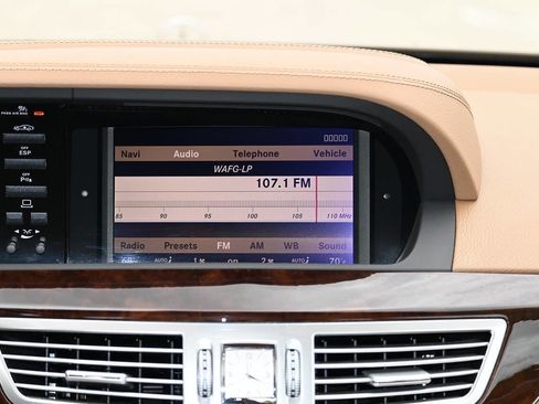 Used 2007 Mercedes-Benz S 550 image 17