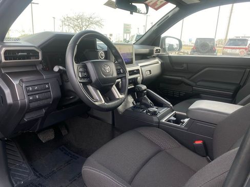 Used 2025 Toyota 4Runner SR5 image 10