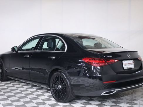 Used 2023 Mercedes-Benz C 300 4MATIC Sedan image 4