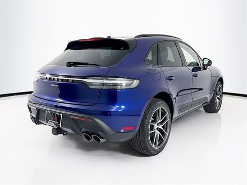 New 2026 Porsche Macan image 9