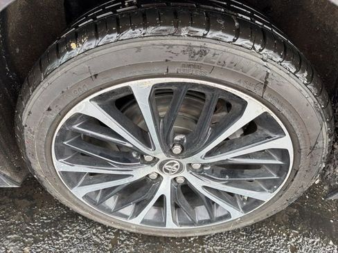 Used 2019 Toyota Camry SE image 28