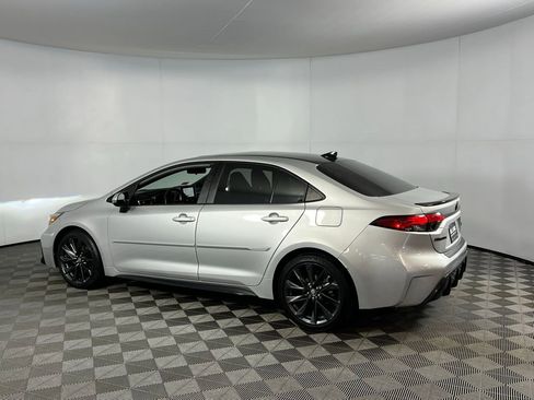 Used 2024 Toyota Corolla XSE image 8