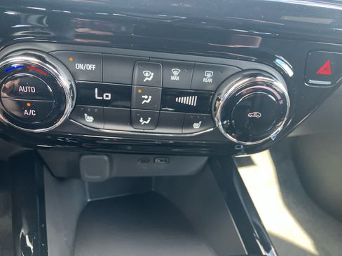 New 2026 Chevrolet Trax RS w/ Driver Confidence Package FWD image 22