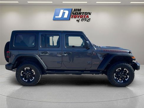Used 2024 Jeep Wrangler Unlimited Rubicon w/ Technology Group image 4