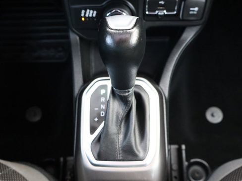 Used 2018 Jeep Renegade Limited w/ UConnect 8.4 Nav Group image 37