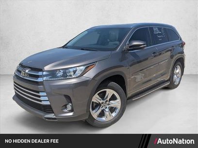 Used 2017 Toyota Highlander Limited