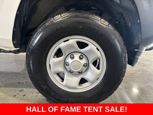 Used 2022 Toyota Tacoma SR RWD image 23