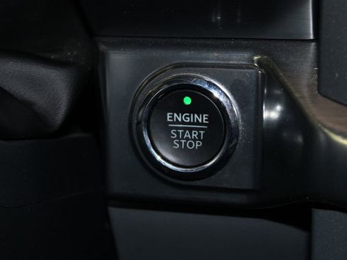 Used 2023 Ford F150 Lariat w/ Max Trailer Tow Package image 44