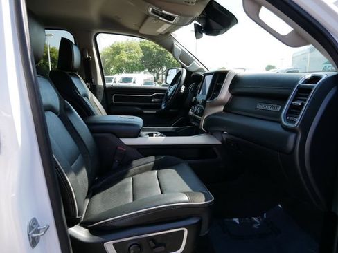Used 2022 RAM 1500 Laramie AWD/4WD image 14