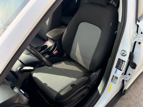 Used 2018 Hyundai Kona SEL FWD image 14