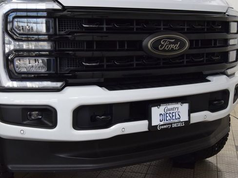 Used 2024 Ford F350 Lariat w/ Lariat Ultimate Package AWD/4WD image 11
