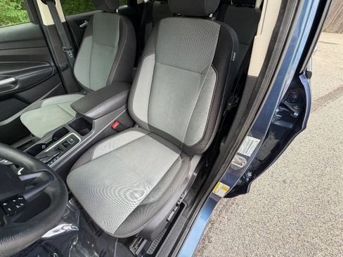 Used 2018 Ford Escape SE w/ Ford Safe & Smart Package AWD/4WD image 11