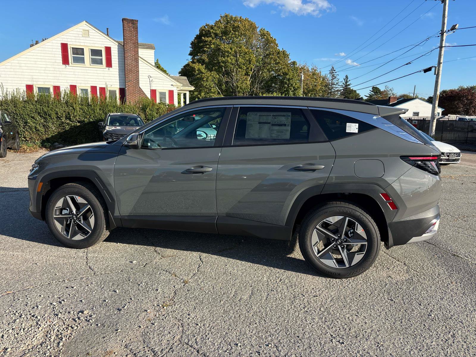 New 2026 Hyundai Tucson SEL AWD/4WD image 2