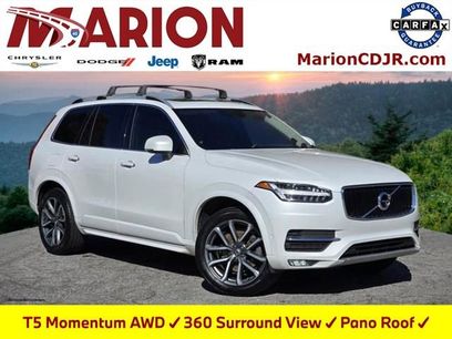 Used 2018 Volvo XC90 T5 Momentum w/ Convenience Package